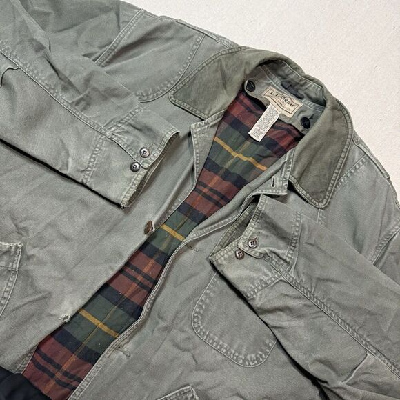 Vtg LL Bean Chore Field Barn Cotton Green Lined Coat Jacket Distressed Sz L - Picture 1 of 9